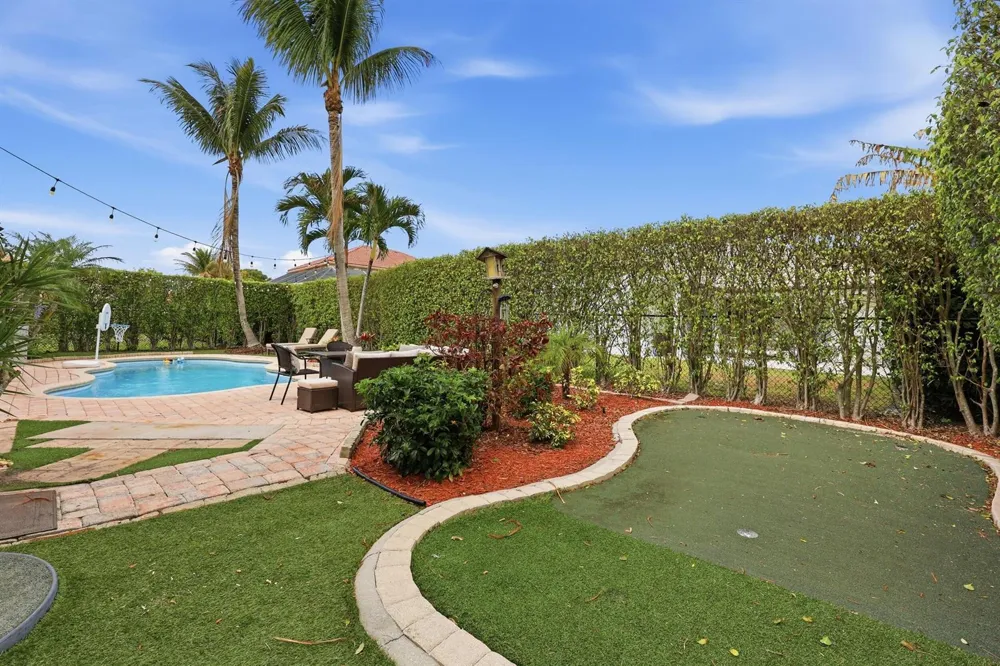 3710 Victoria Road West Palm Beach, FL 33411