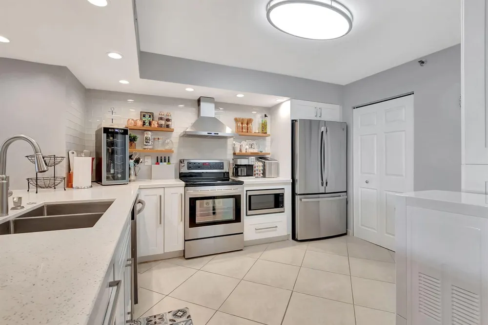 3420 S Ocean Boulevard #4n Highland Beach, FL 33487