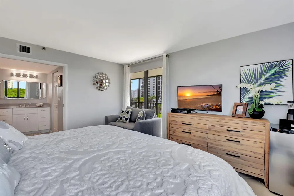 3420 S Ocean Boulevard #4n Highland Beach, FL 33487