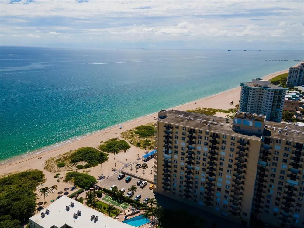 2000 S Ocean Boulevard #2p Lauderdale By The Sea, FL 33062