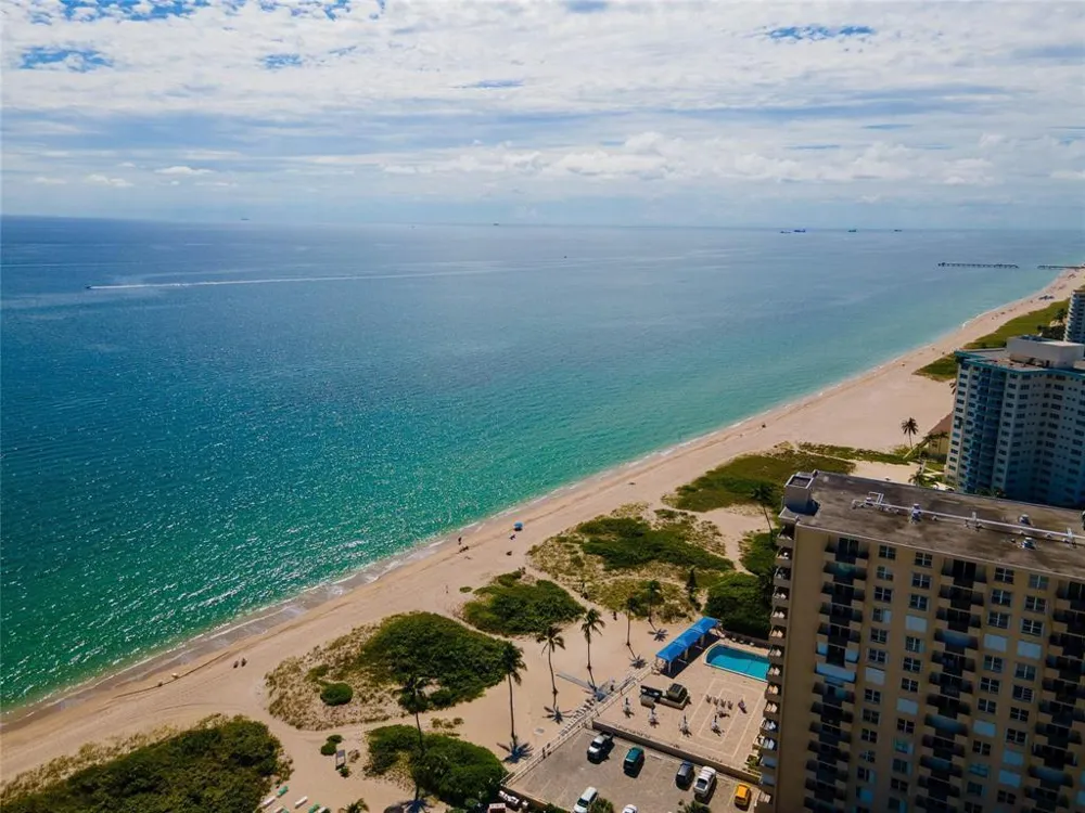 2000 S Ocean Boulevard #2p Lauderdale By The Sea, FL 33062