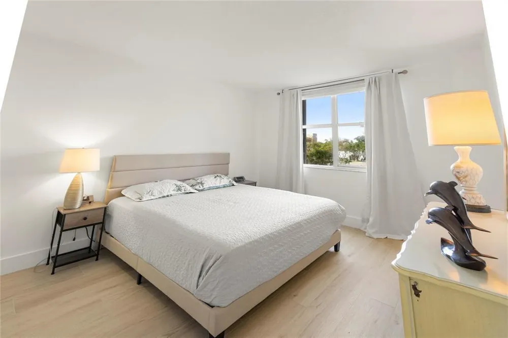 2000 S Ocean Boulevard #2p Lauderdale By The Sea, FL 33062