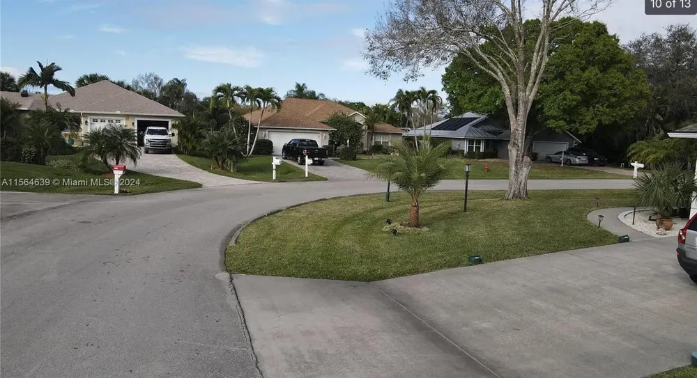 755 38th Court Vero Beach, FL 32968