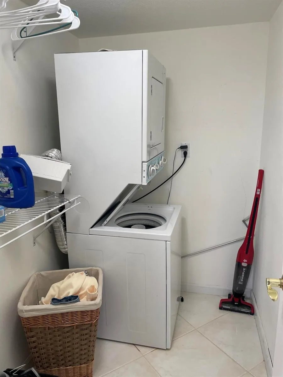 1198 Hillsboro Mile #302 Hillsboro Beach, FL 33062