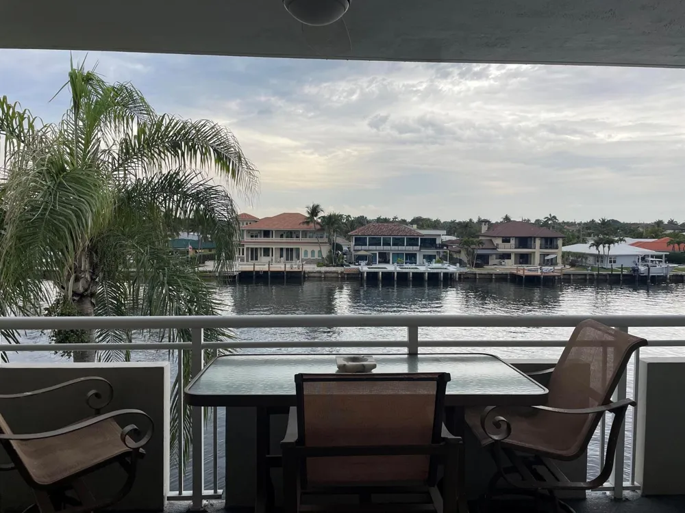 1198 Hillsboro Mile #302 Hillsboro Beach, FL 33062