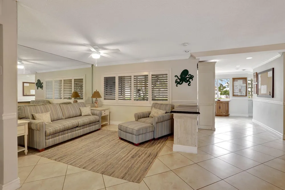 1198 Hillsboro Mile #302 Hillsboro Beach, FL 33062