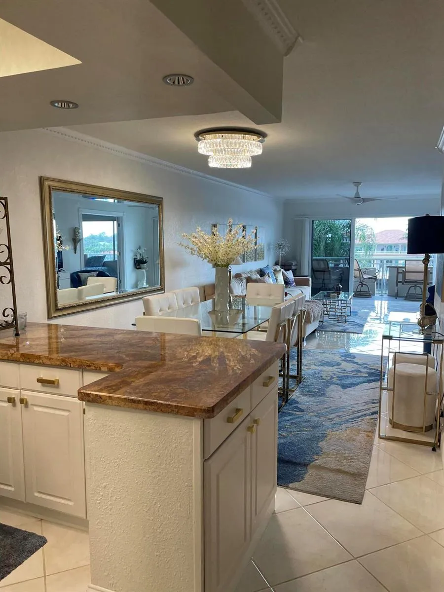 1198 Hillsboro Mile #302 Hillsboro Beach, FL 33062
