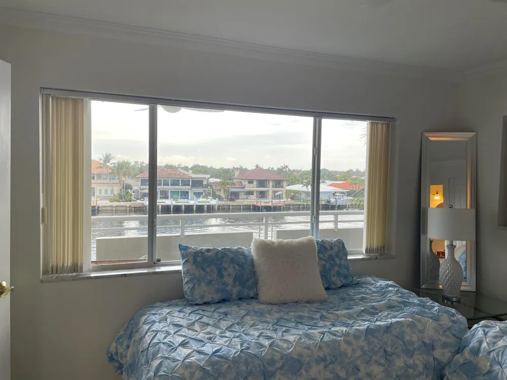 1198 Hillsboro Mile #302 Hillsboro Beach, FL 33062