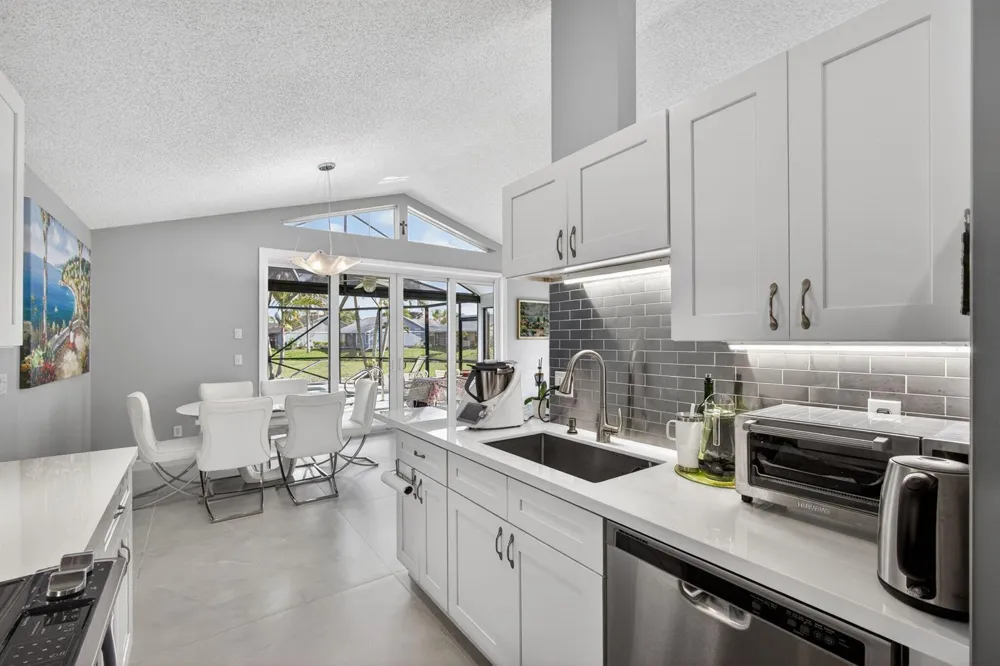 7198 SE Quincy Terrace Hobe Sound, FL 33455