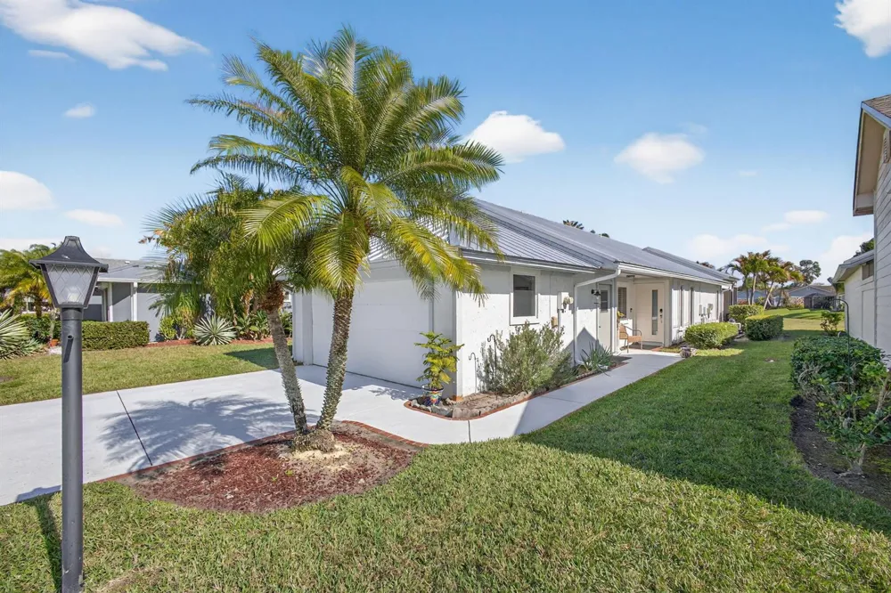 7198 SE Quincy Terrace Hobe Sound, FL 33455