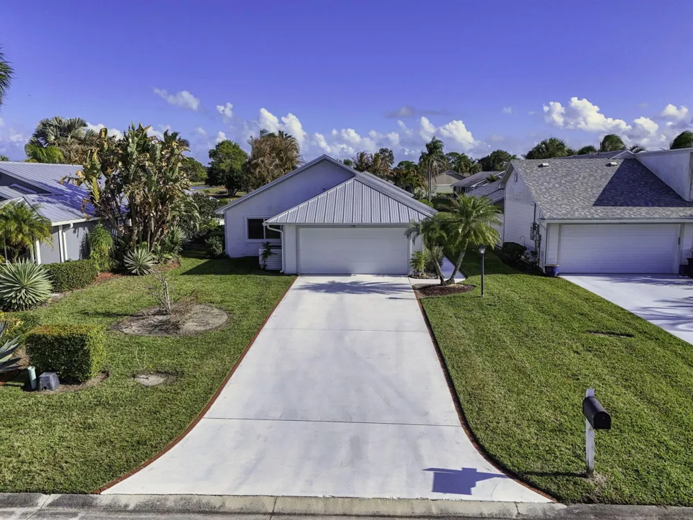 7198 SE Quincy Terrace Hobe Sound, FL 33455