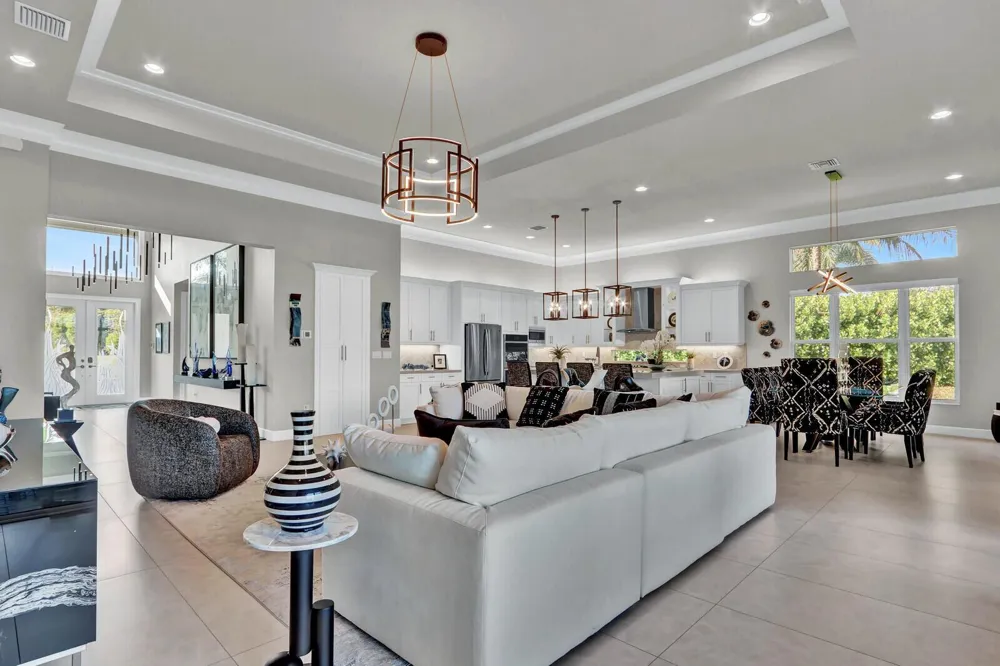 12752 Veneto Springs Drive Boynton Beach, FL 33473