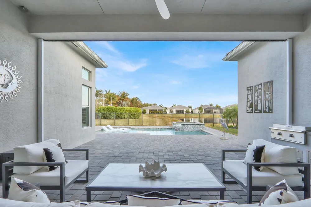 12752 Veneto Springs Drive Boynton Beach, FL 33473