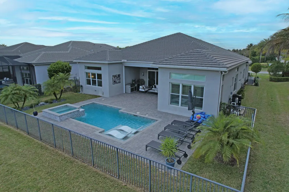 12752 Veneto Springs Drive Boynton Beach, FL 33473