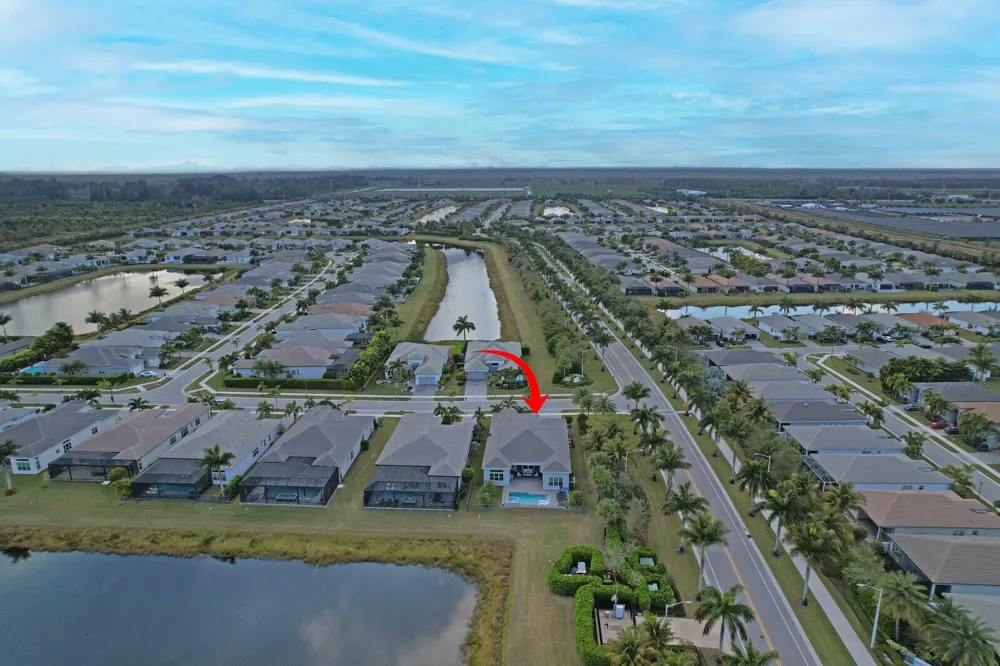 12752 Veneto Springs Drive Boynton Beach, FL 33473