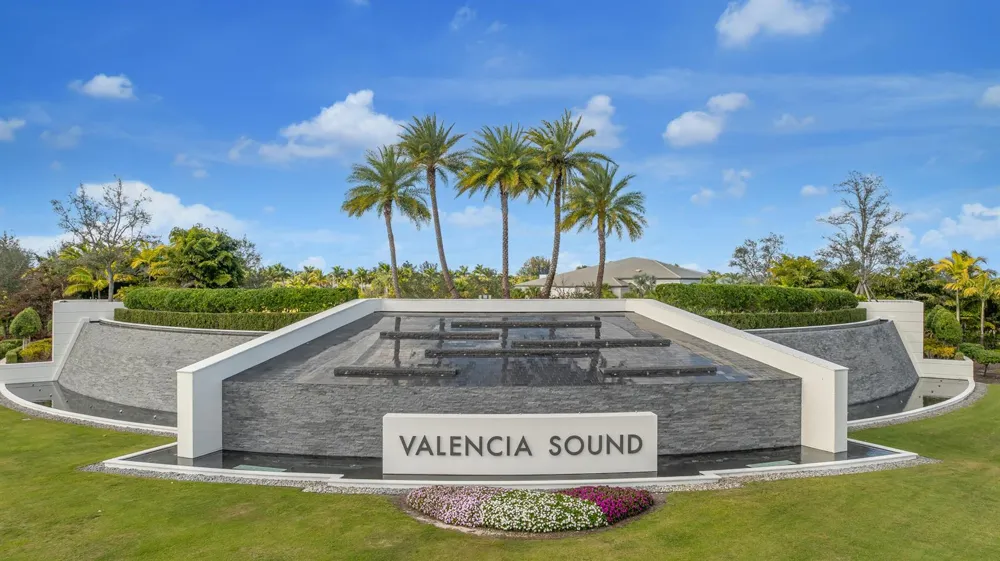 12752 Veneto Springs Drive Boynton Beach, FL 33473