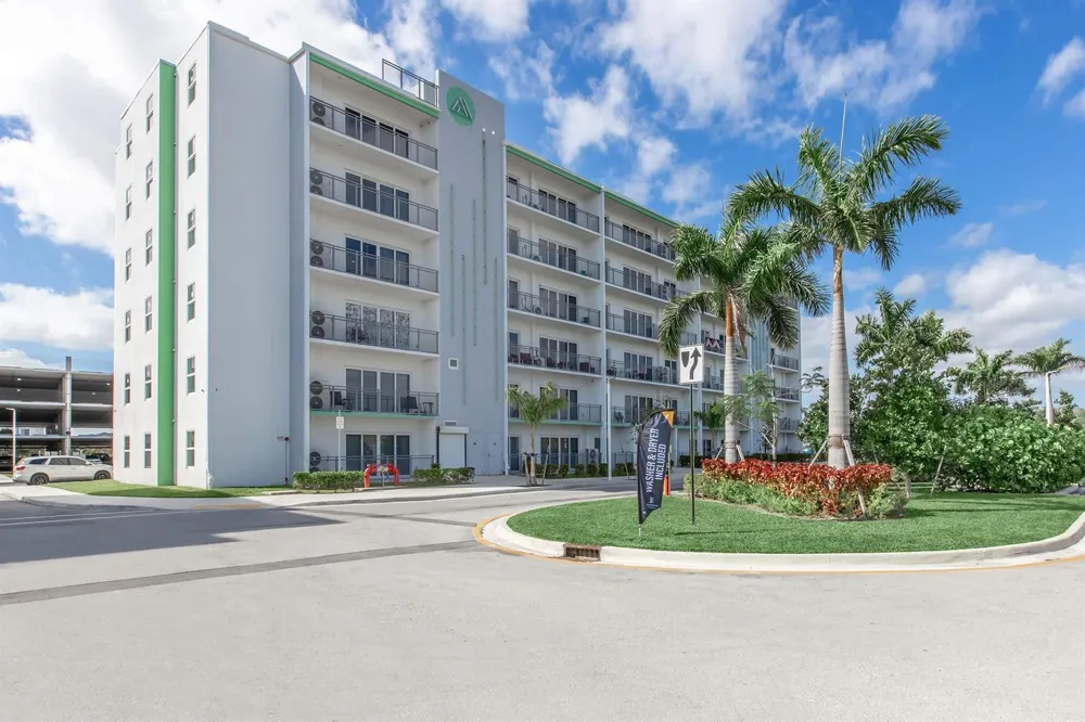 25885 S Dixie Highway Homestead, FL 33032