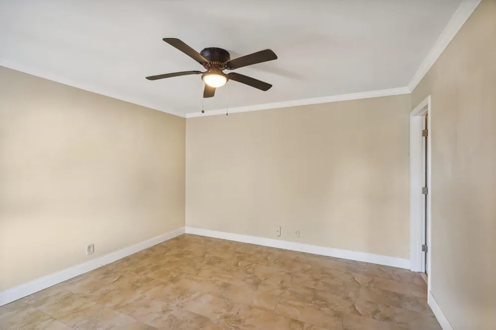 3040 NE 16th Avenue #402 Oakland Park, FL 33334