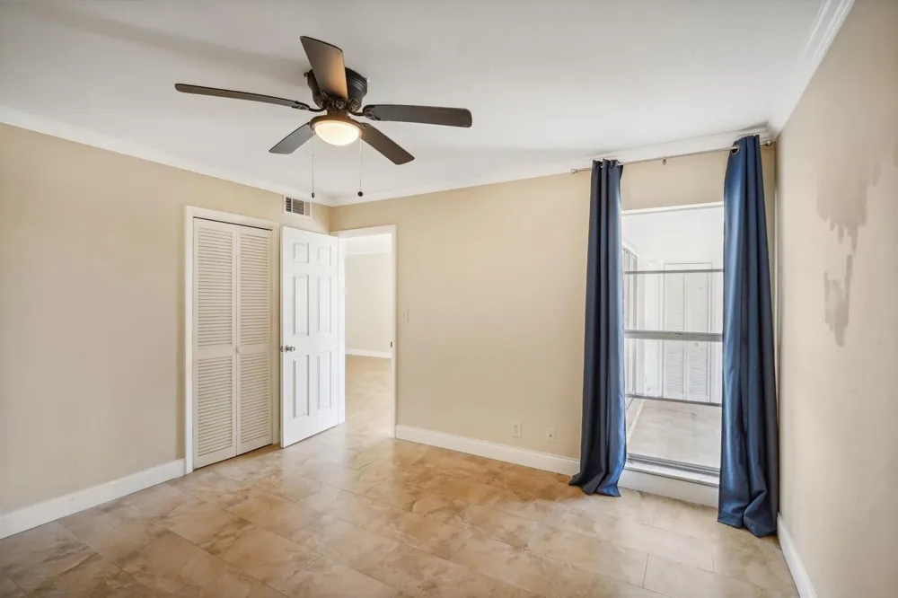 3040 NE 16th Avenue #402 Oakland Park, FL 33334