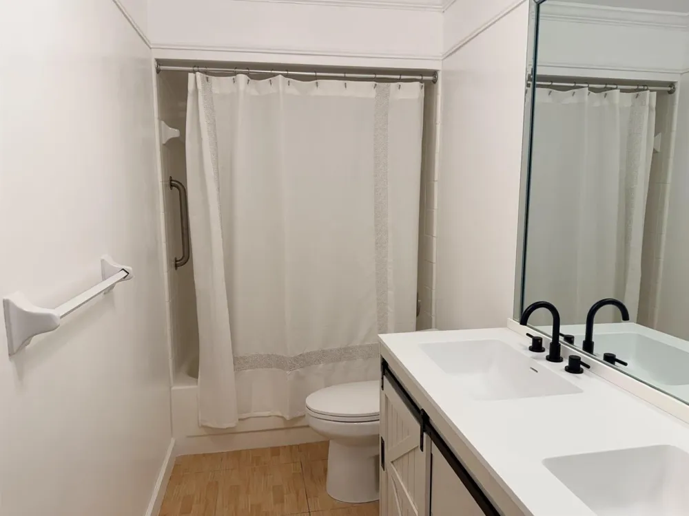 3040 NE 16th Avenue #402 Oakland Park, FL 33334
