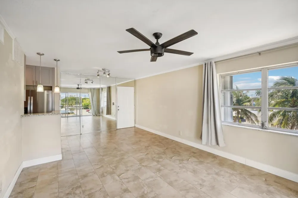 3040 NE 16th Avenue #402 Oakland Park, FL 33334