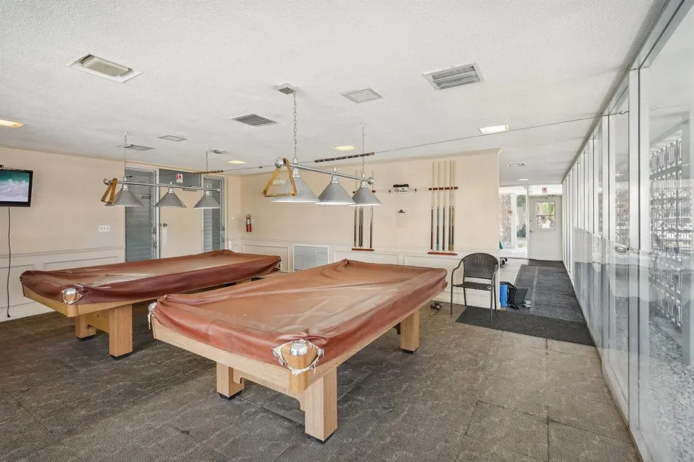 3040 NE 16th Avenue #402 Oakland Park, FL 33334
