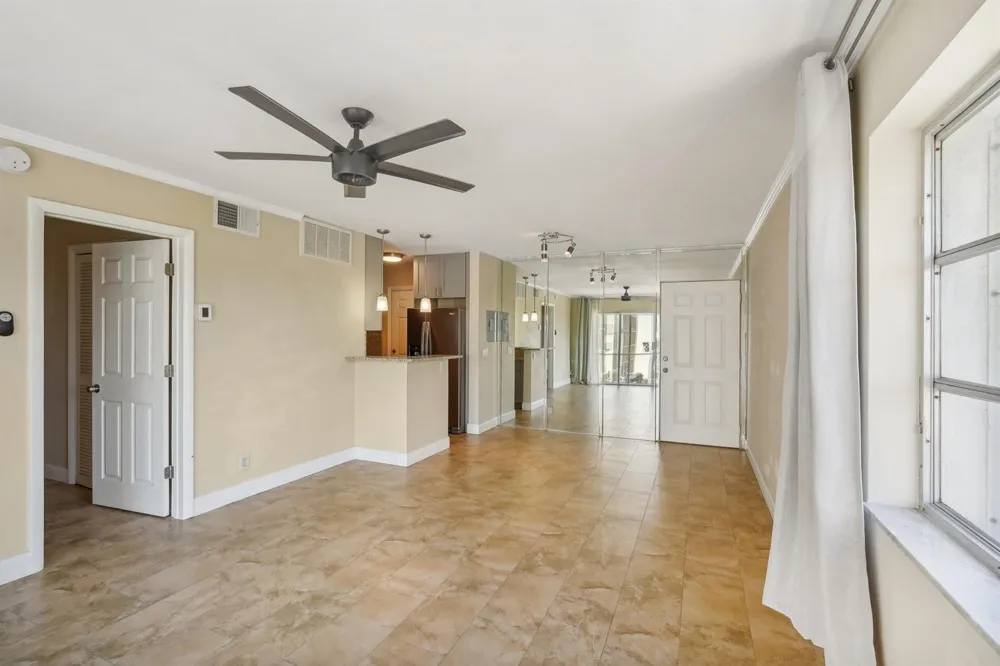 3040 NE 16th Avenue #402 Oakland Park, FL 33334
