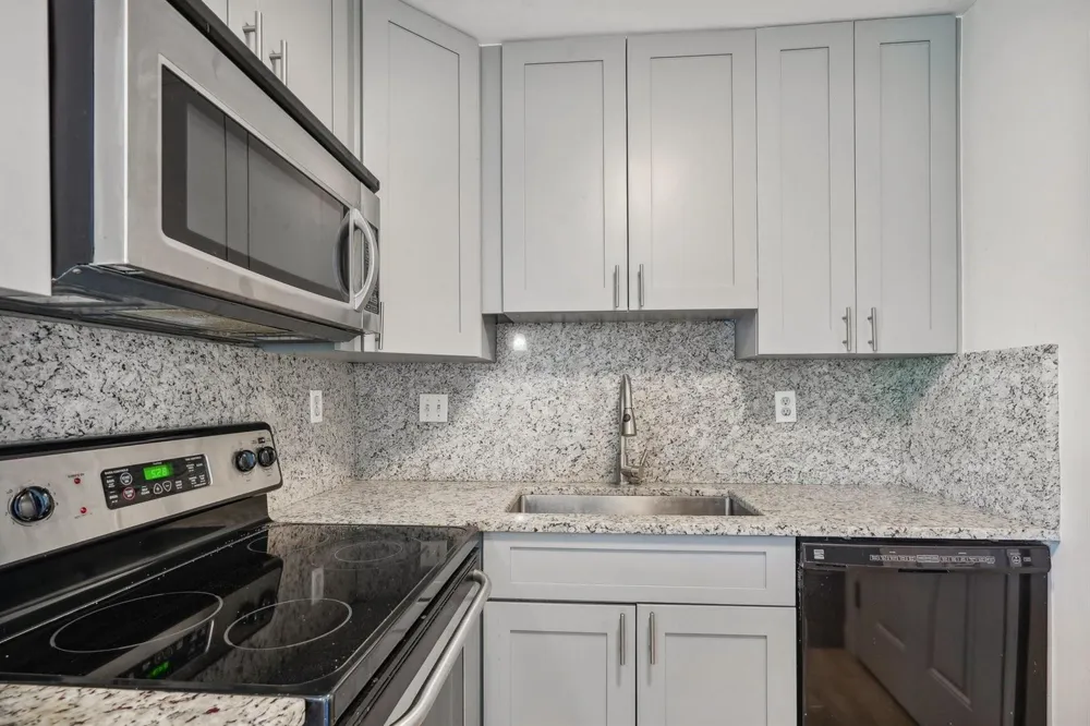 3040 NE 16th Avenue #402 Oakland Park, FL 33334