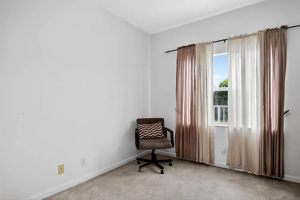 1911 77th Drive Vero Beach, FL 32966