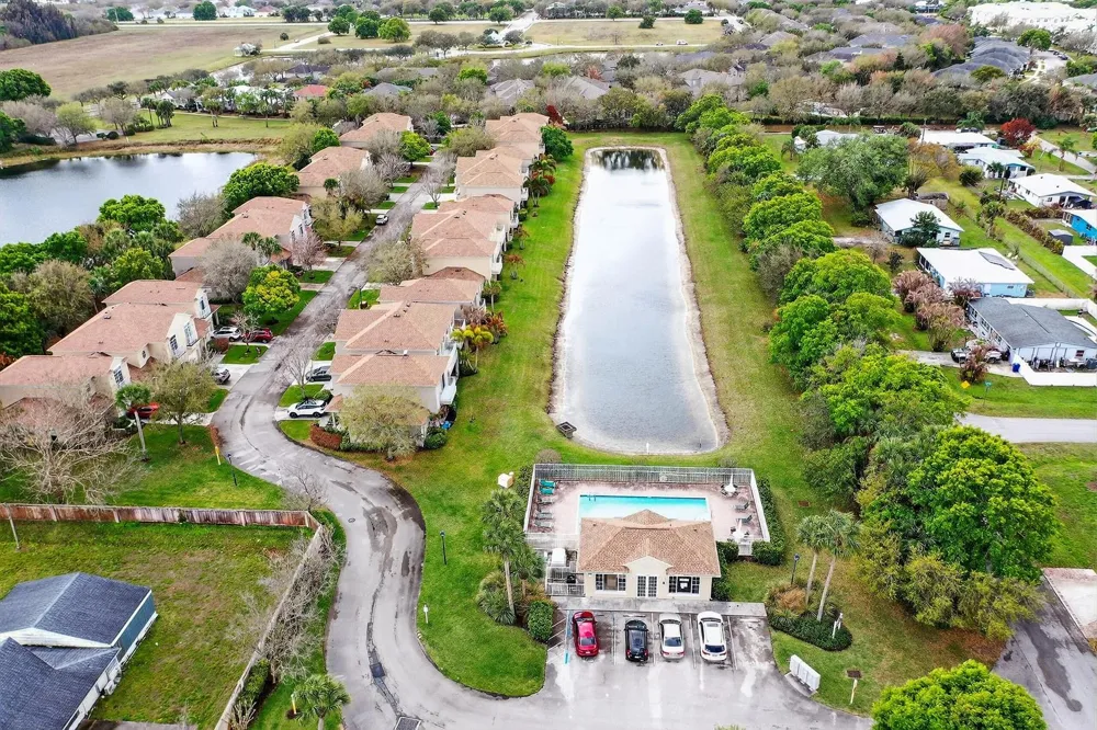 1911 77th Drive Vero Beach, FL 32966
