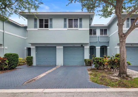 3725 Oleander Terrace
