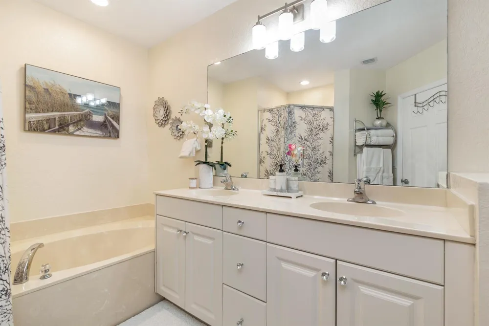 3725 Oleander Terrace Riviera Beach, FL 33404