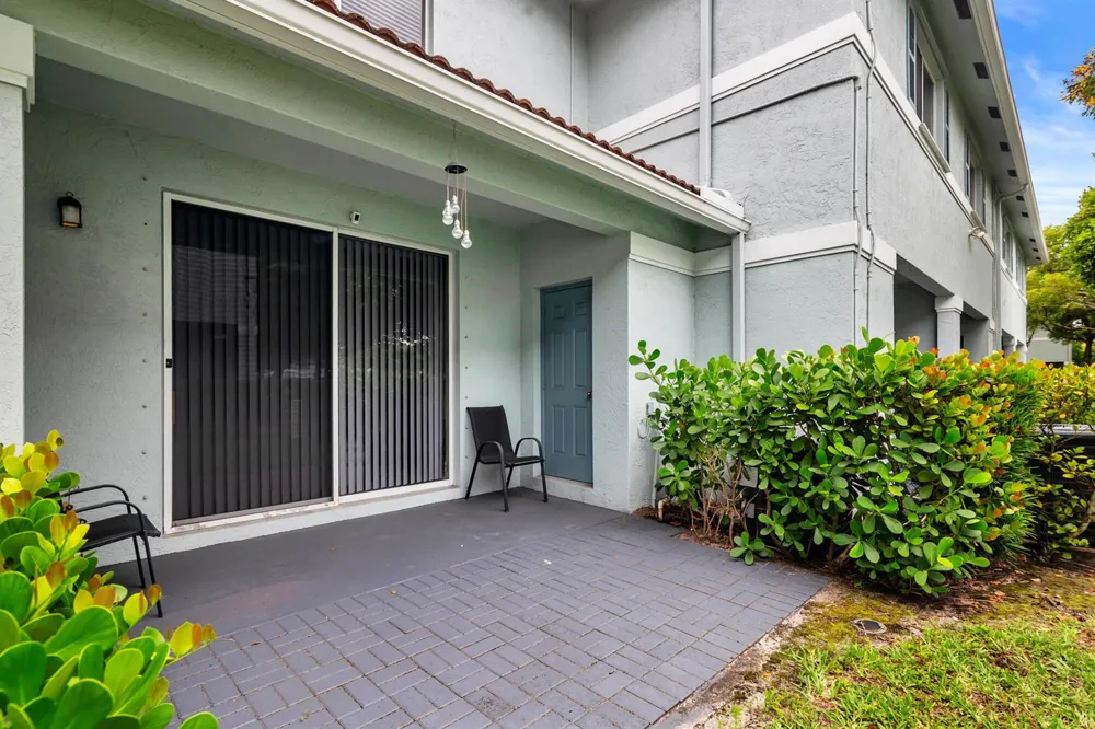 3725 Oleander Terrace Riviera Beach, FL 33404