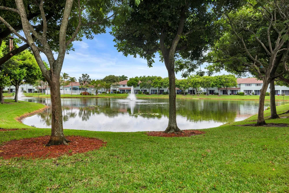 3725 Oleander Terrace Riviera Beach, FL 33404
