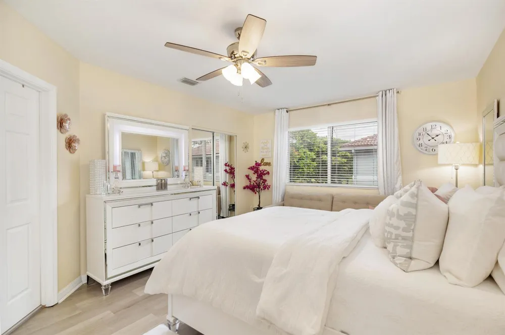 3725 Oleander Terrace Riviera Beach, FL 33404