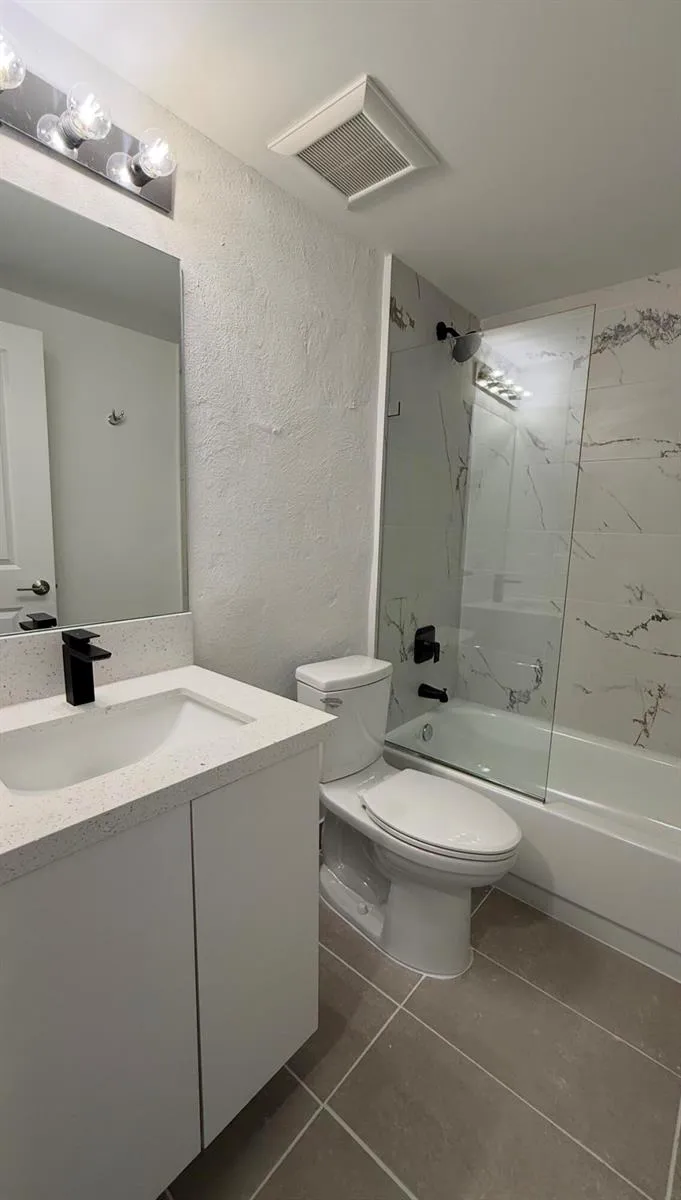 2511 Pierce Street #2 Hollywood, FL 33020