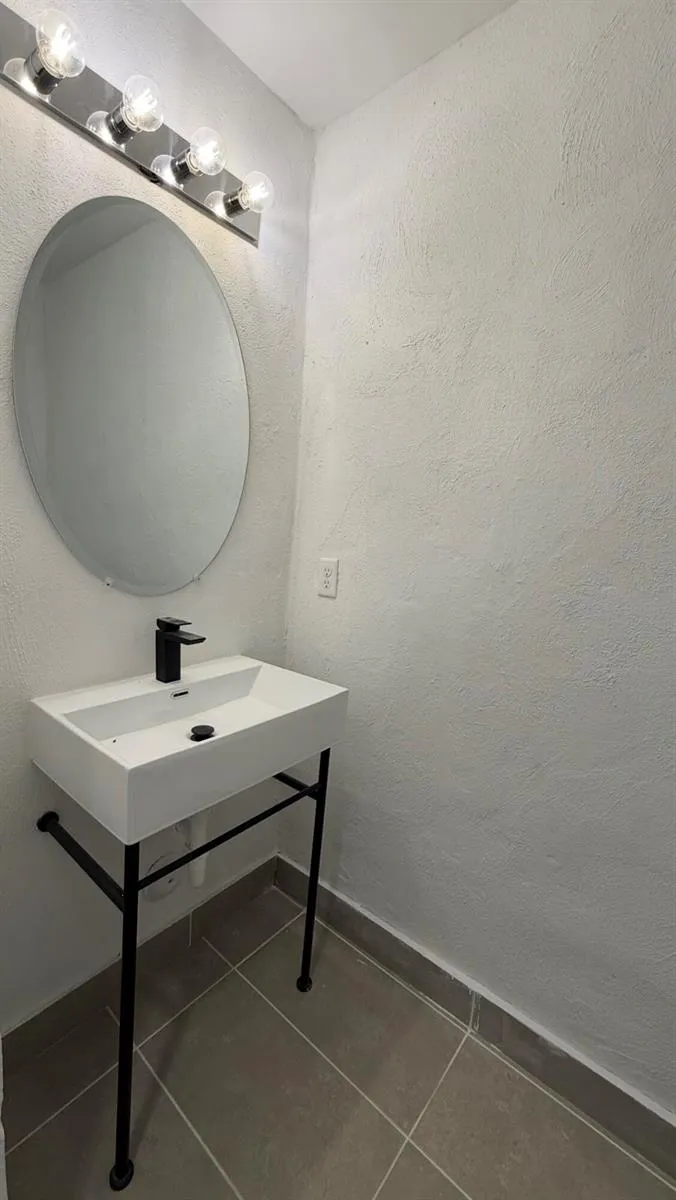 2511 Pierce Street #2 Hollywood, FL 33020