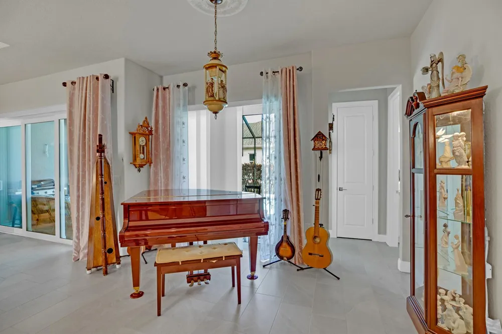 4160 Negal Circle Melbourne, FL 32901