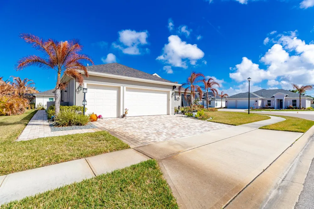 4160 Negal Circle Melbourne, FL 32901