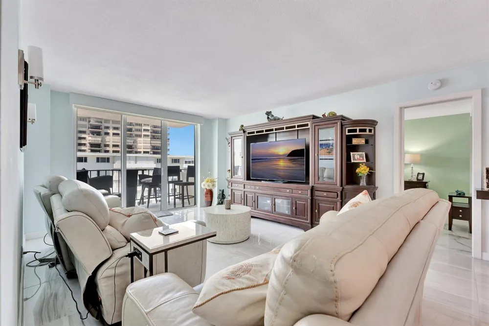1900 S Ocean Boulevard #8g Lauderdale By The Sea, FL 33062