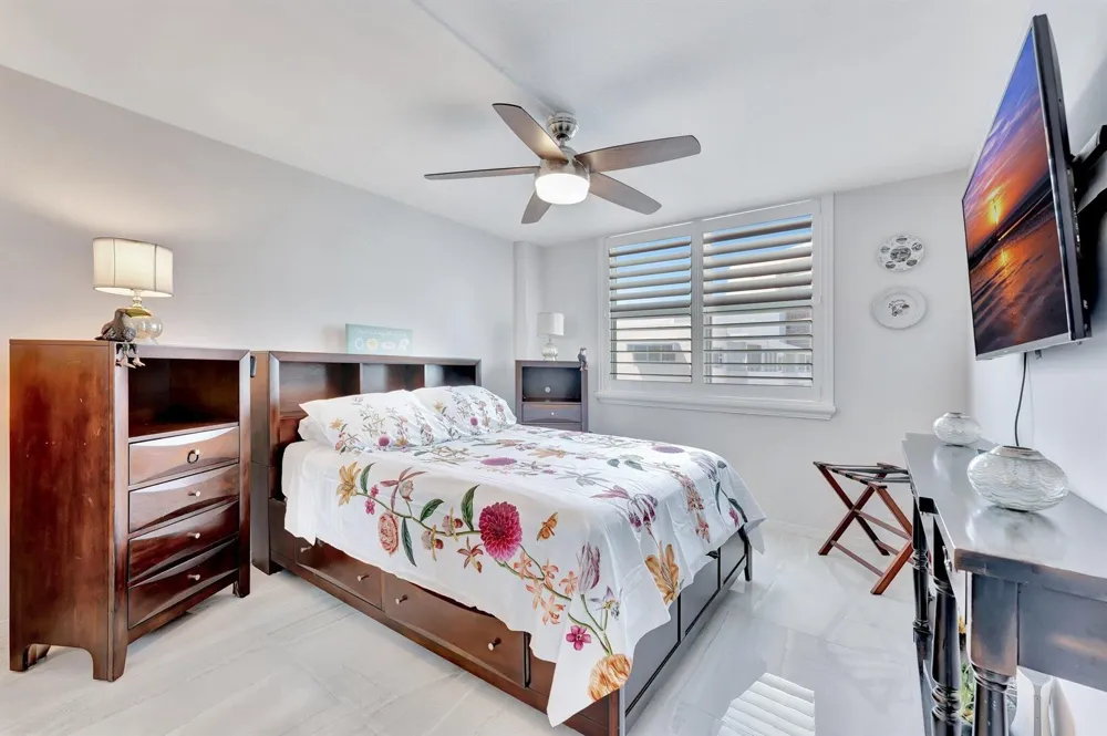 1900 S Ocean Boulevard #8g Lauderdale By The Sea, FL 33062