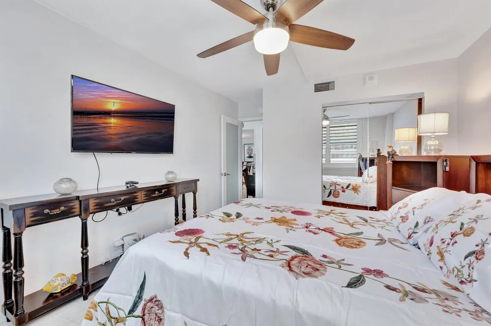 1900 S Ocean Boulevard #8g Lauderdale By The Sea, FL 33062
