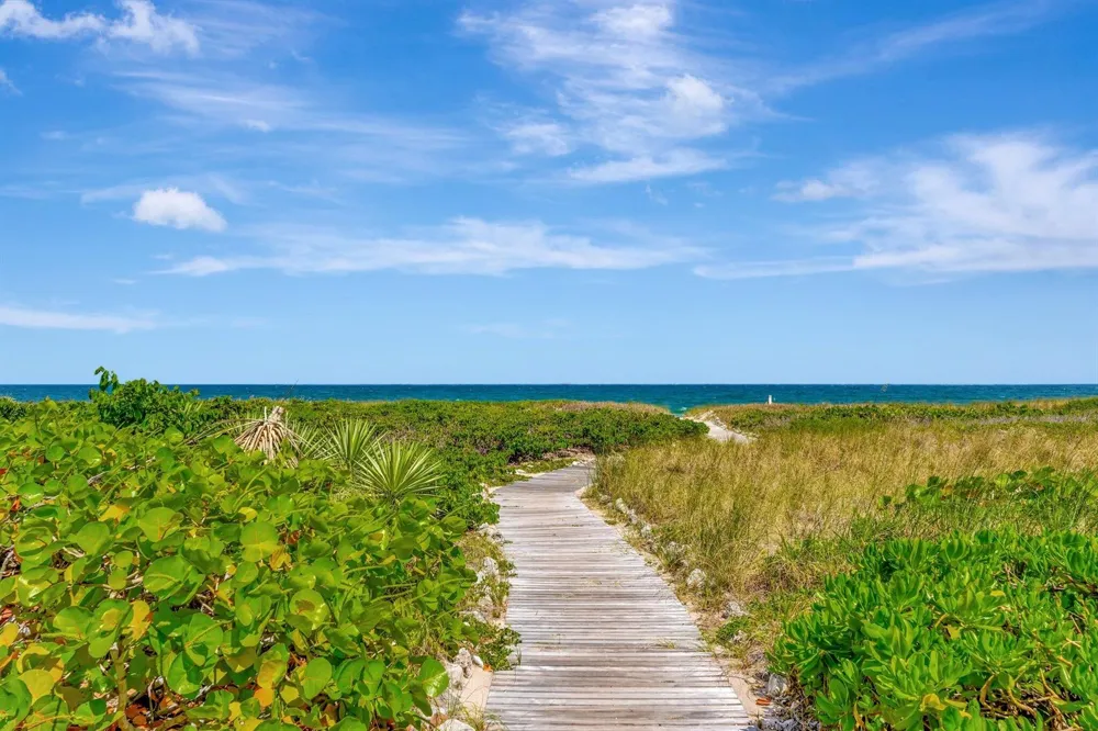 1900 S Ocean Boulevard #8g Lauderdale By The Sea, FL 33062