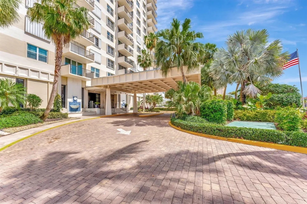 1900 S Ocean Boulevard #8g Lauderdale By The Sea, FL 33062