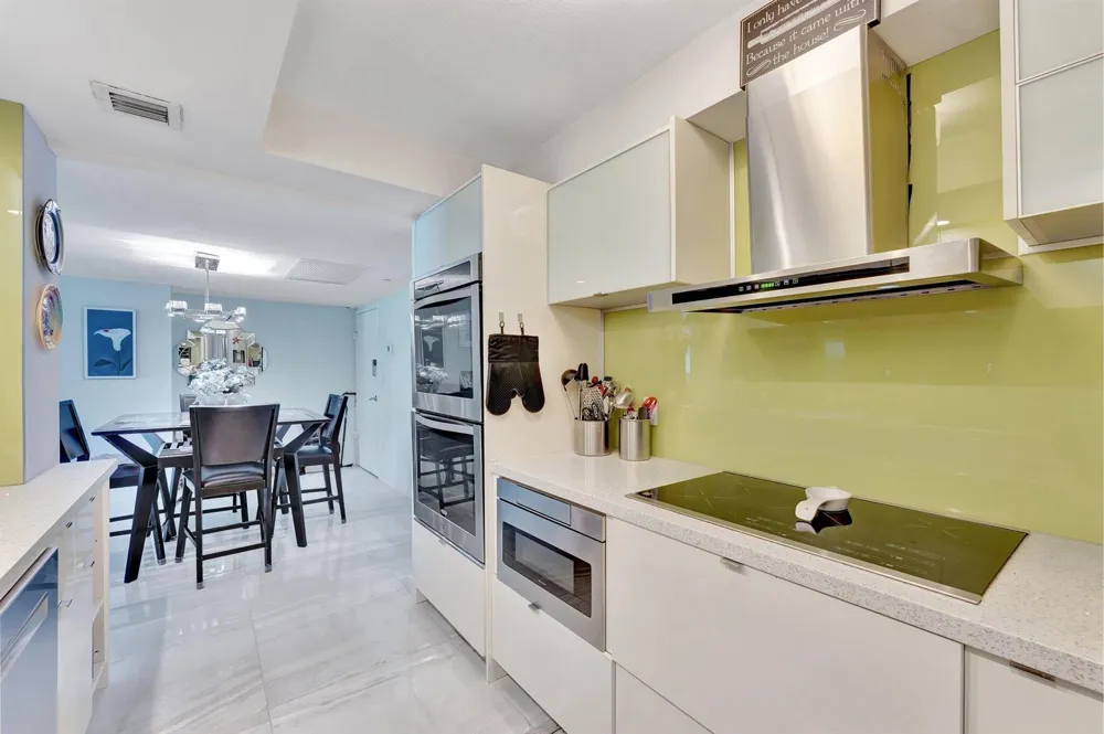 1900 S Ocean Boulevard #8g Lauderdale By The Sea, FL 33062