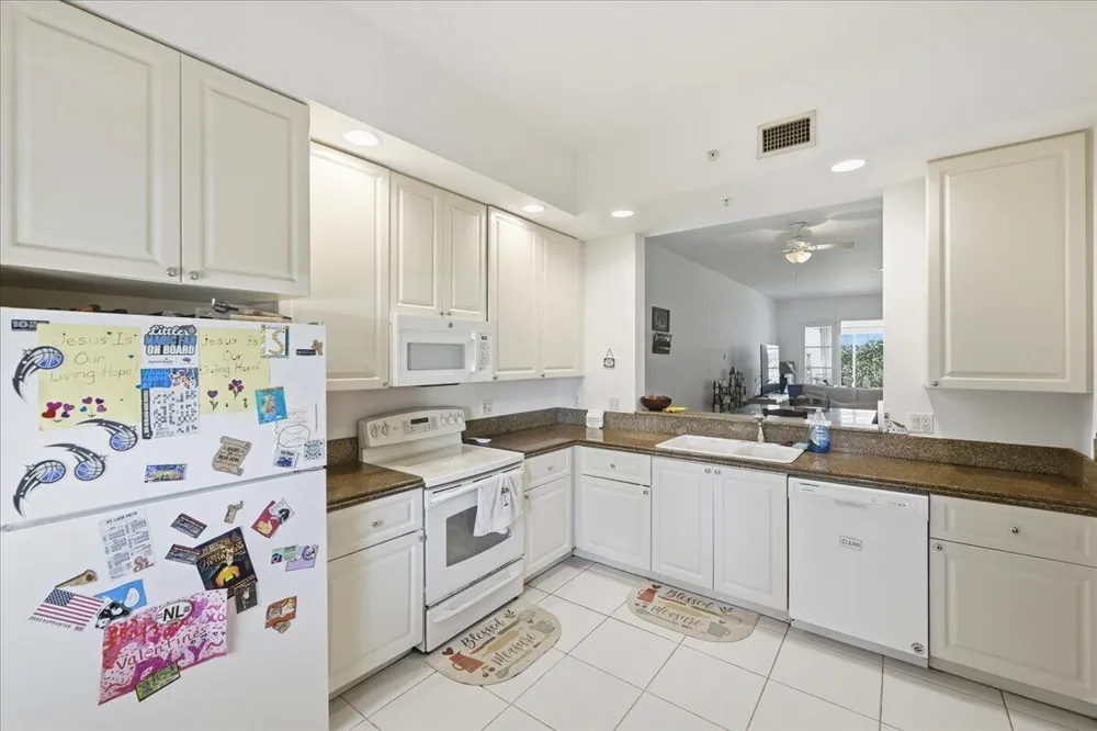36 Harbour Isle Drive W #106 Fort Pierce, FL 34949