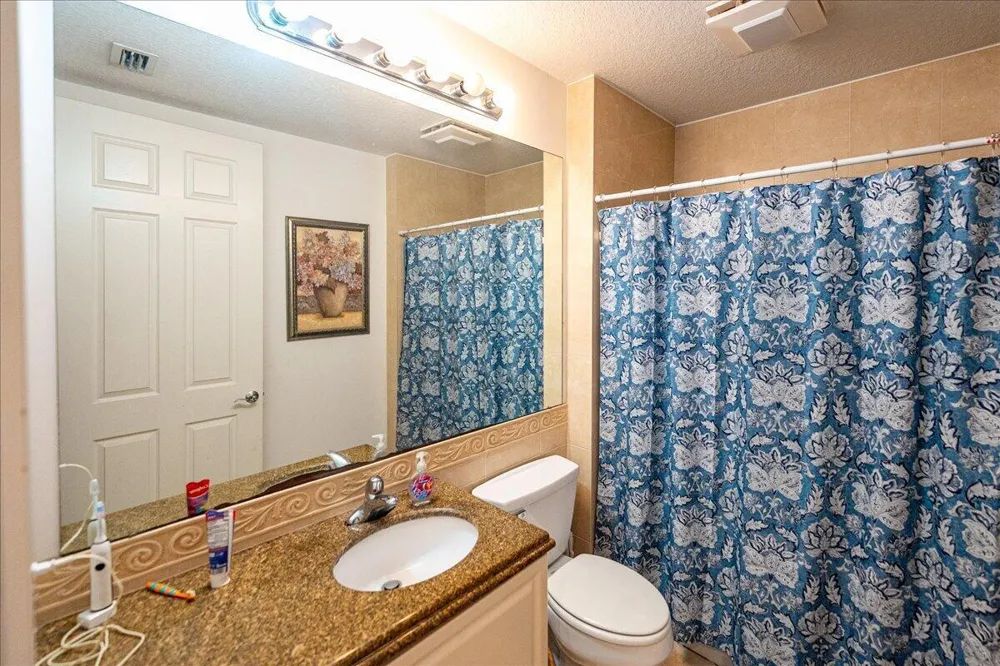 36 Harbour Isle Drive W #106 Fort Pierce, FL 34949