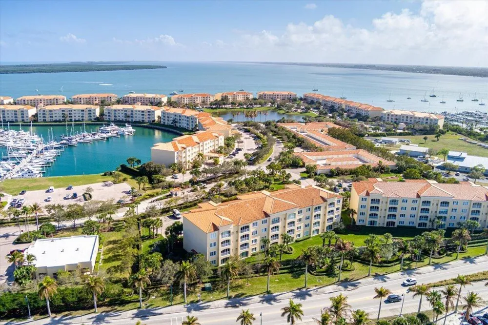 36 Harbour Isle Drive W #106 Fort Pierce, FL 34949