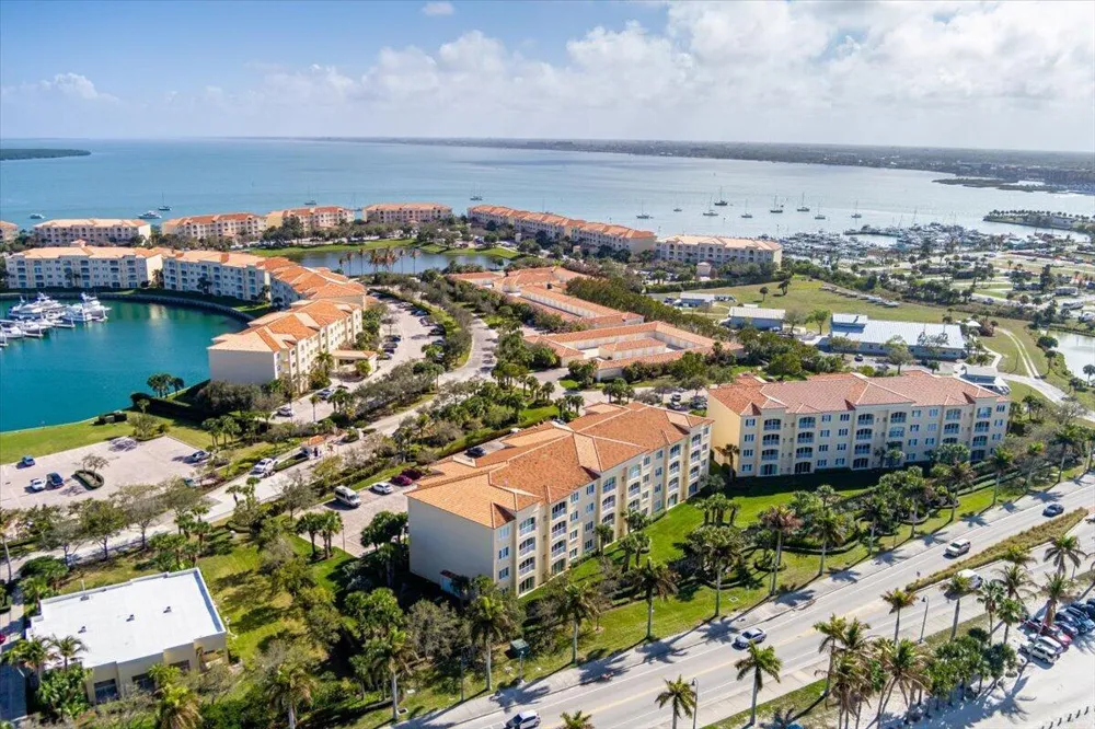36 Harbour Isle Drive W #106 Fort Pierce, FL 34949