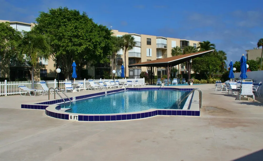 890 Federal Highway #412 Lantana, FL 33462